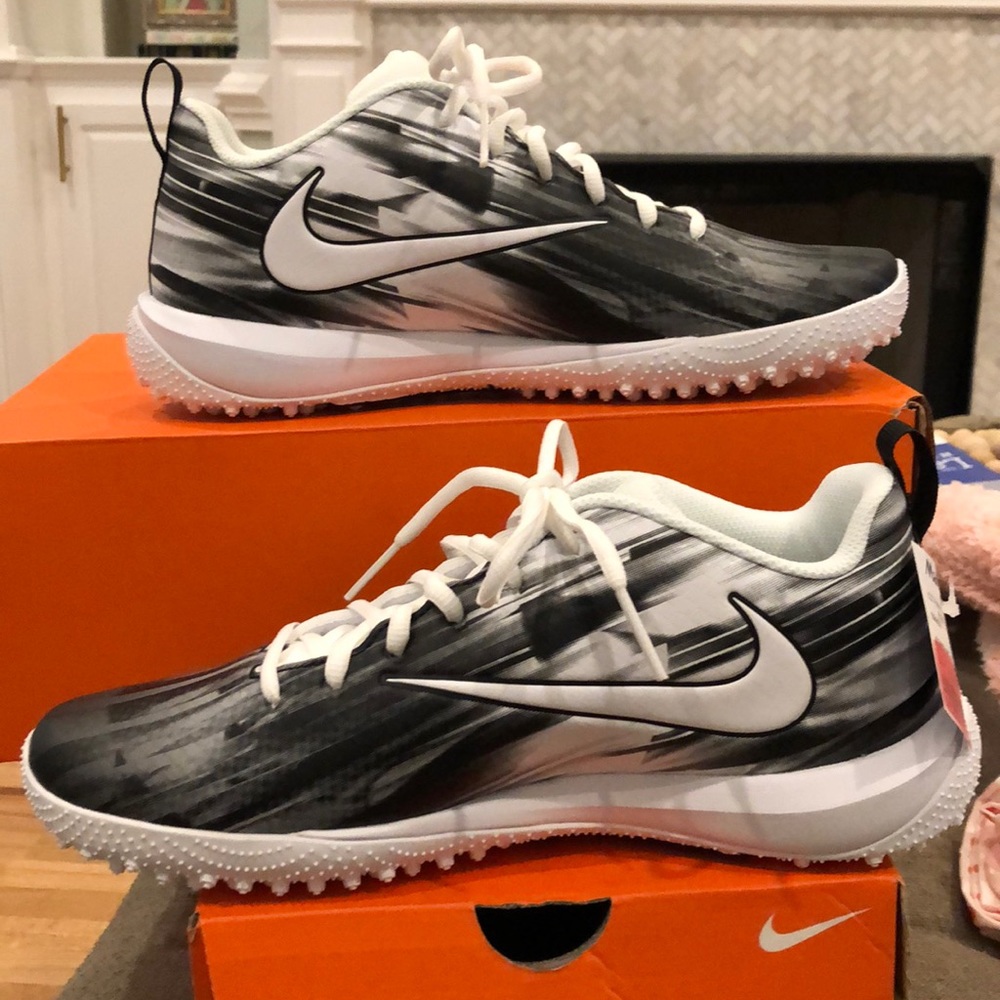 Nike Vapor Varsity Low Turf LAX (New with Box)